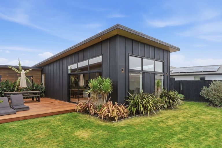 Photo of property in 93 Beachvale Drive, Kaiapoi, 7630