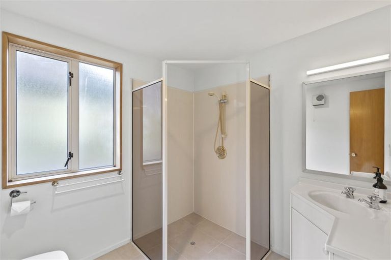 Photo of property in 11 Kaikomako Place, Cass Bay, Lyttelton, 8082