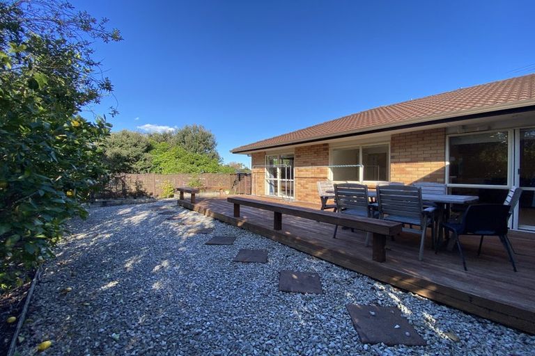 Photo of property in 6e Clearwater Cove, West Harbour, Auckland, 0618