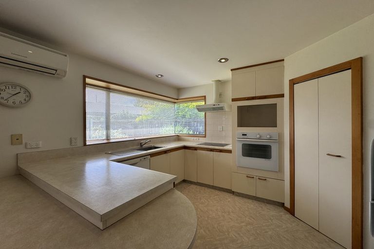 Photo of property in 4 Amdale Avenue, Broomfield, Christchurch, 8042