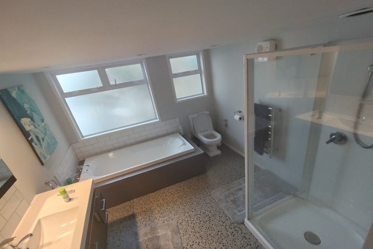 Photo of property in 3 Walton Road, Paraparaumu Beach, Paraparaumu, 5032