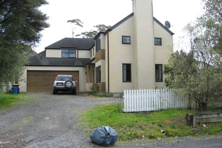 Photo of property in 7 Holgate Avenue, Herald Island, Auckland, 0618