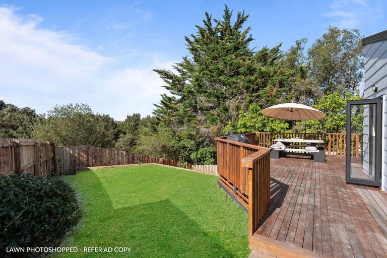 Photo of property in 10 Coubray Place, Botany Downs, Auckland, 2010