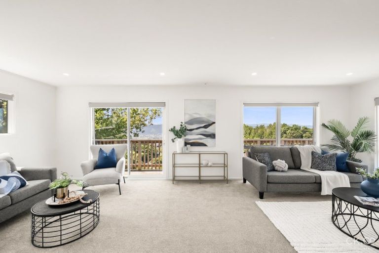 Photo of property in 60 Maungaraki Road, Korokoro, Lower Hutt, 5012