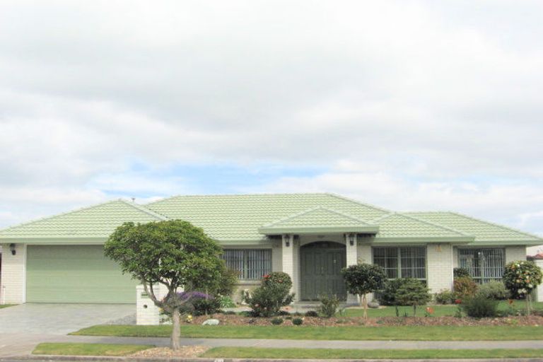 Photo of property in 34 Santa Monica Drive, Papamoa Beach, Papamoa, 3118
