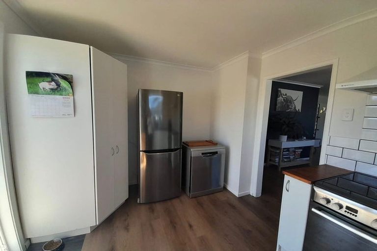 Photo of property in 6 Waiau Close, Kelson, Lower Hutt, 5010