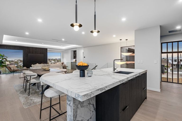 Photo of property in 58a Hinewa Road, Otumoetai, Tauranga, 3110