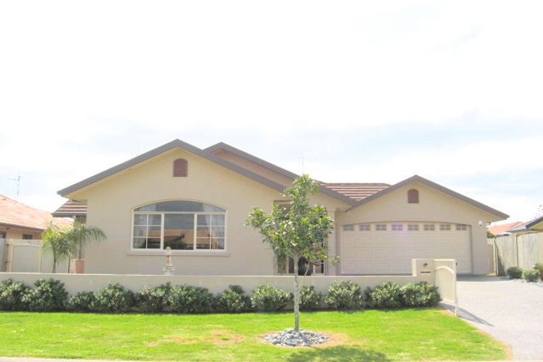 Photo of property in 33 Sorrento Key, Papamoa Beach, Papamoa, 3118