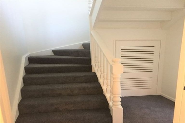 Photo of property in 12a Glen Alton Avenue, Paparangi, Wellington, 6037