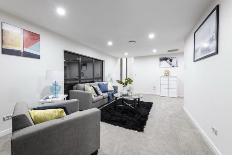 Photo of property in 29 Mcquoids Road, Flat Bush, Auckland, 2019