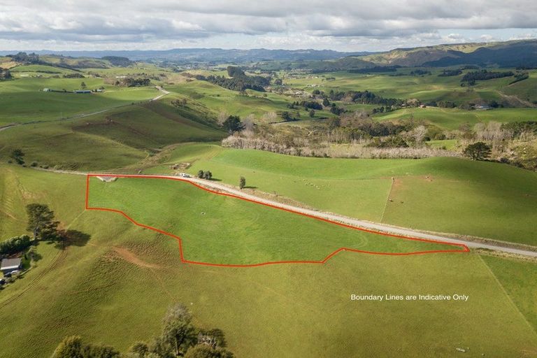 Photo of property in 708 Maungatawhiri Road, Raglan, 3295