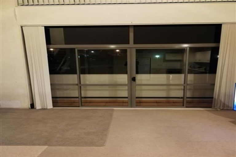 Photo of property in 17f/30 Westward Ho, Glen Eden, Auckland, 0602