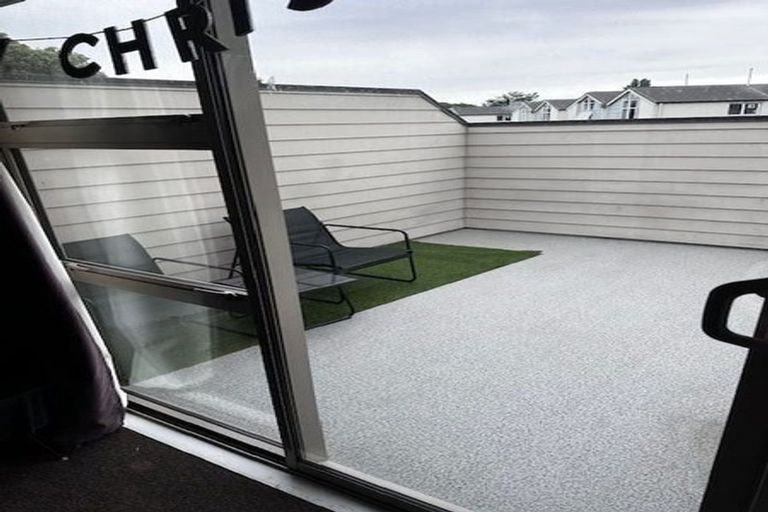 Photo of property in 3/100 Hastings Street West, Sydenham, Christchurch, 8023