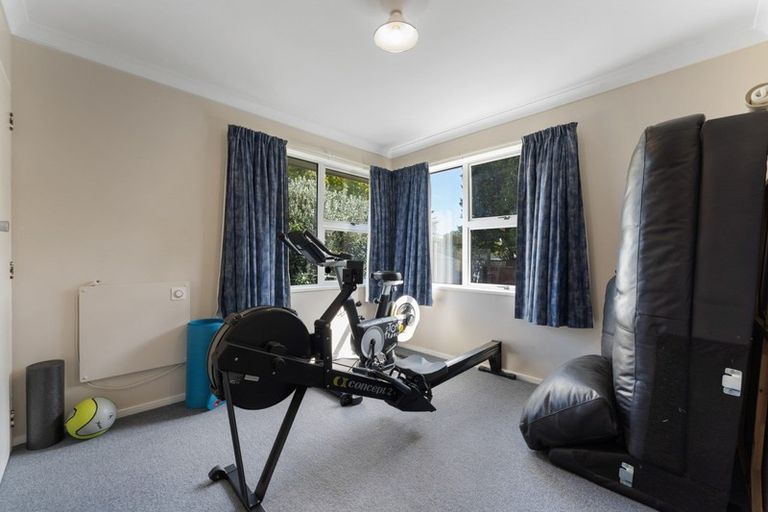 Photo of property in 19 Mudgway Place, Awapuni, Palmerston North, 4412