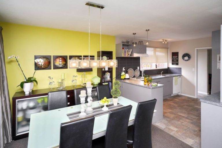 Photo of property in 11 Lacy Gate Place, Woodend, 7610