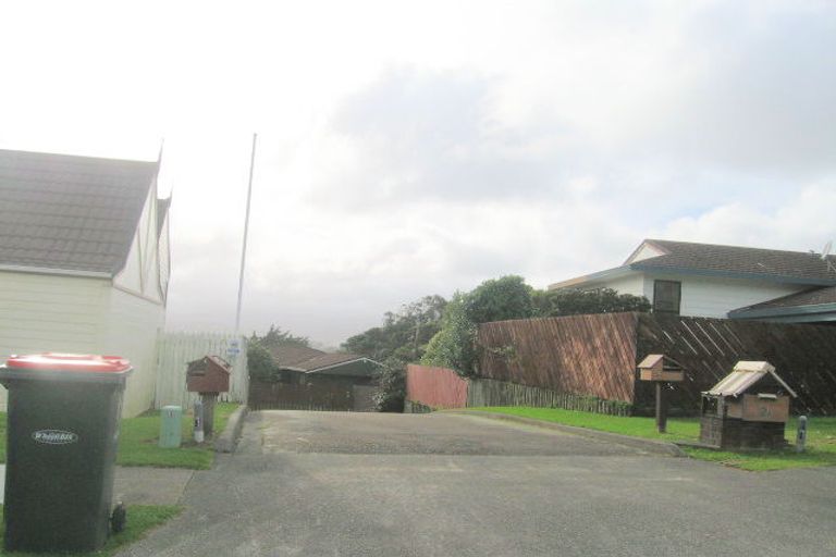 Photo of property in 15 Longitude Place, Whitby, Porirua, 5024