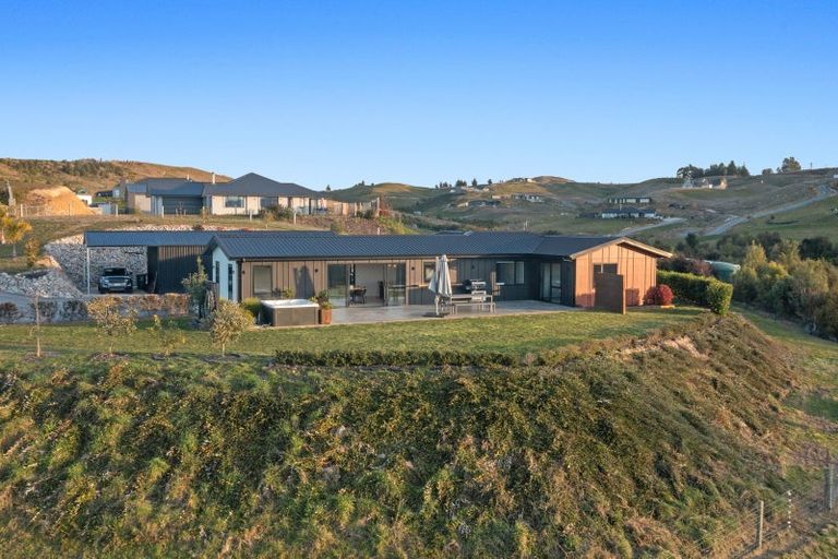 Photo of property in 92 Tiro Kina Road, Tasman, Upper Moutere, 7175