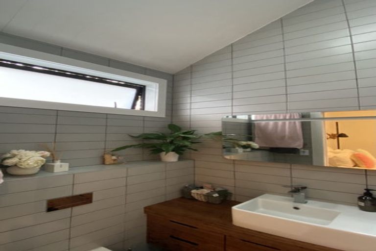 Photo of property in 171 Karepa Street, Brooklyn, Wellington, 6021