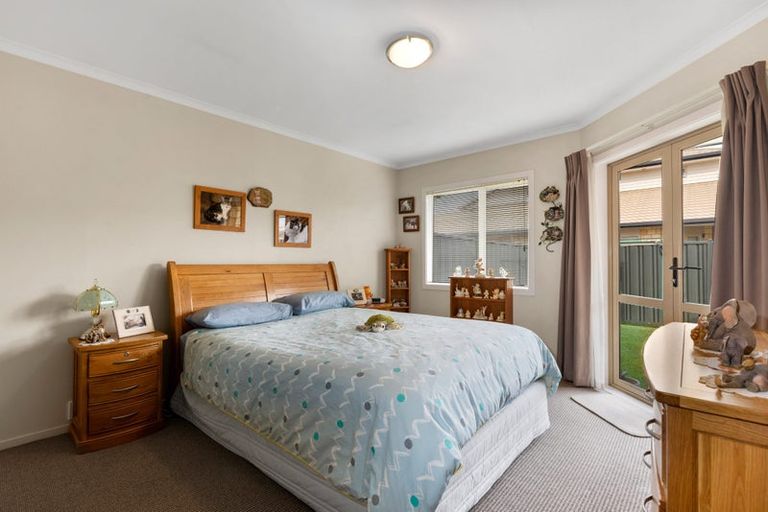 Photo of property in 35/64 Kawaha Point Road, Kawaha Point, Rotorua, 3010