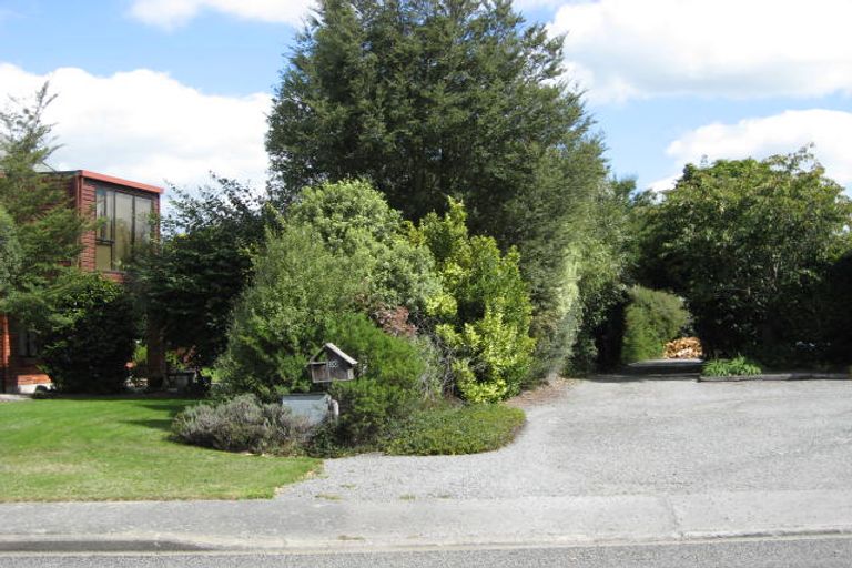 Photo of property in 20 Oakden Drive, Darfield, 7510