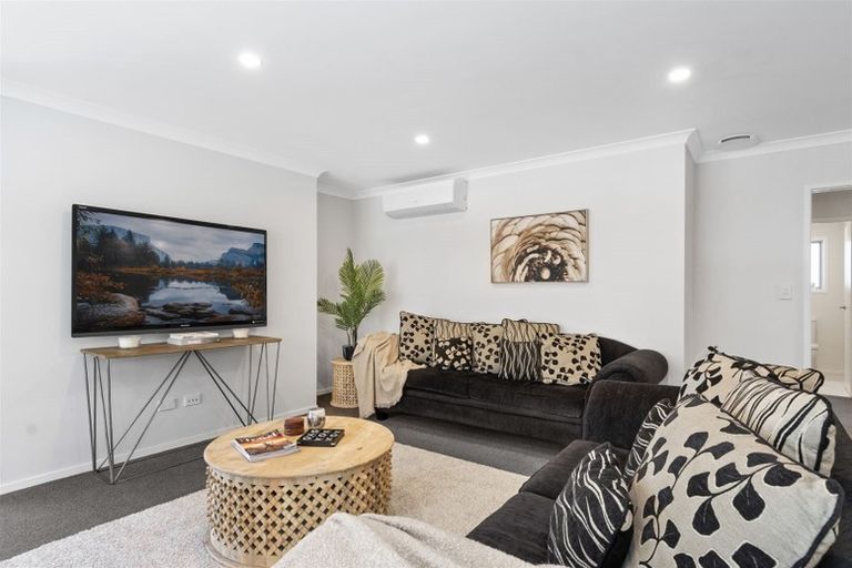 Photo of property in 19 Puhirake Crescent, Pyes Pa, Tauranga, 3112