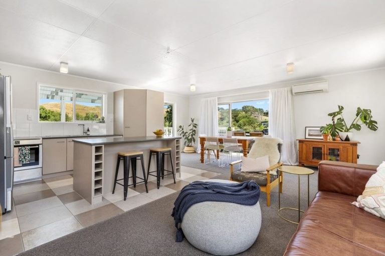 Photo of property in 30 Uenuku Avenue, Raglan, 3225