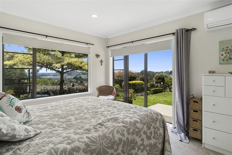 Photo of property in 187 Cambridge Road, Bethlehem, Tauranga, 3110