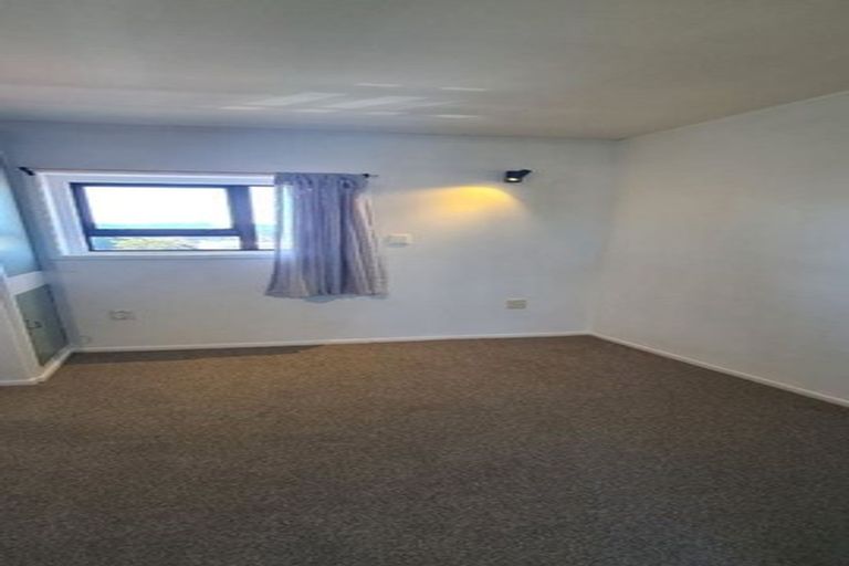 Photo of property in 11/52 Russell Terrace, Berhampore, Wellington, 6023