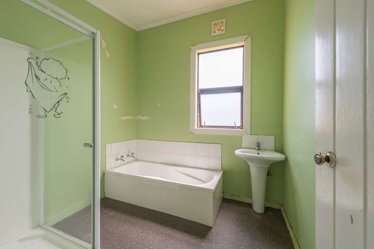 Photo of property in 3 Harper Street, Gonville, Whanganui, 4501