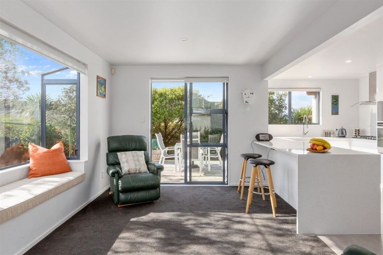 Photo of property in 22 Saint Ives Drive, Camborne, Porirua, 5026