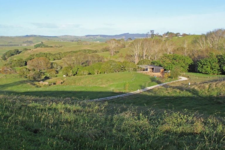 Photo of property in 1470 Oneriri Road, Kaiwaka, 0573