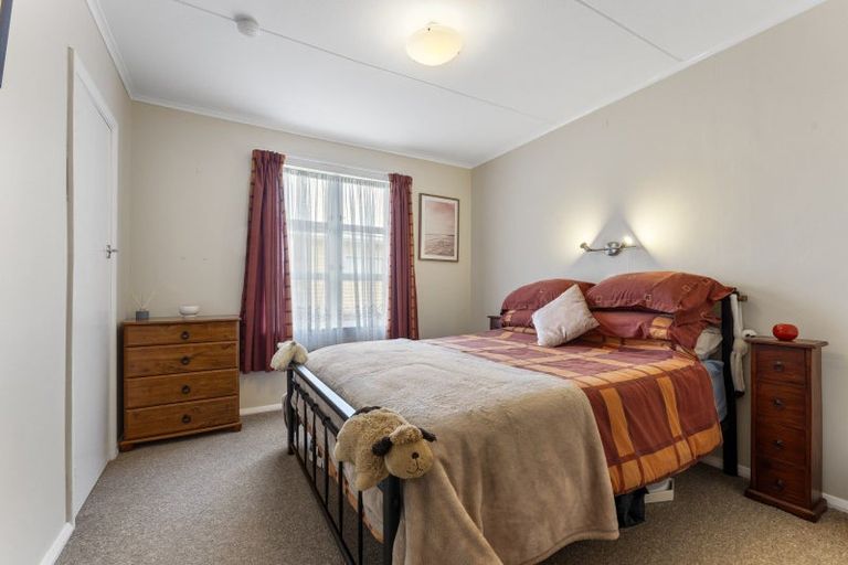 Photo of property in 8 Hulke Street, Foxton, 4814