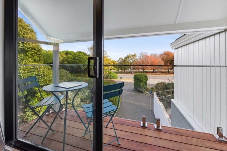 Photo of property in 2/1 Bengal Drive, Cashmere, Christchurch, 8022