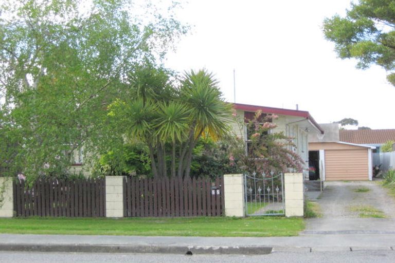 Photo of property in 22 Charles Street, Rangiora, 7400