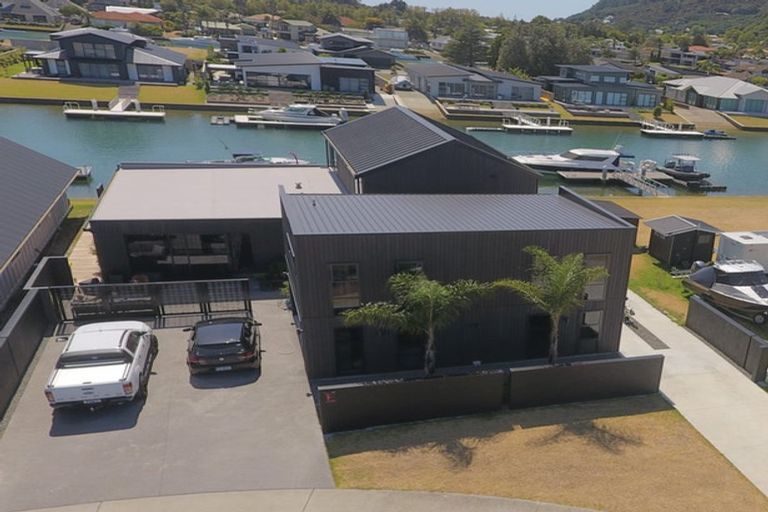 Photo of property in 118 Motu Iti, Pauanui, Hikuai, 3579