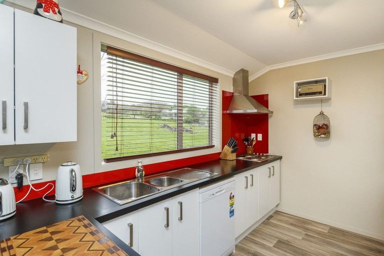 Photo of property in 12 Poplar Grove, Feilding, 4702