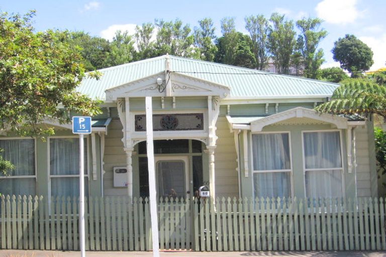 Photo of property in 66 Tasman Street, Mount Cook, Wellington, 6021