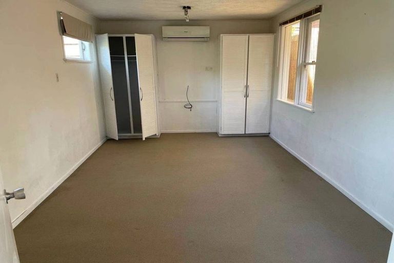 Photo of property in 2/245 Lake Road, Belmont, Auckland, 0622