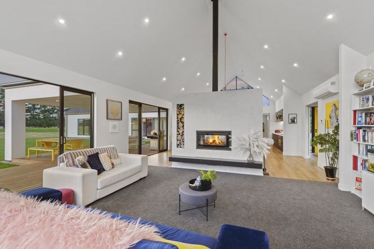 Photo of property in 981a Old West Coast Road, West Melton, Christchurch, 7671