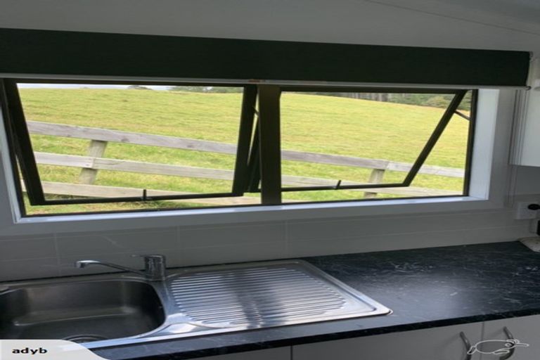 Photo of property in 20 Albert Street, Leigh, 0985