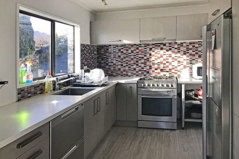 Photo of property in 40 Oregon Drive, Kelvin Heights, Queenstown, 9300