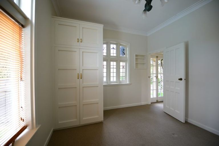 Photo of property in 65 Havelock Road, Havelock North, 4130