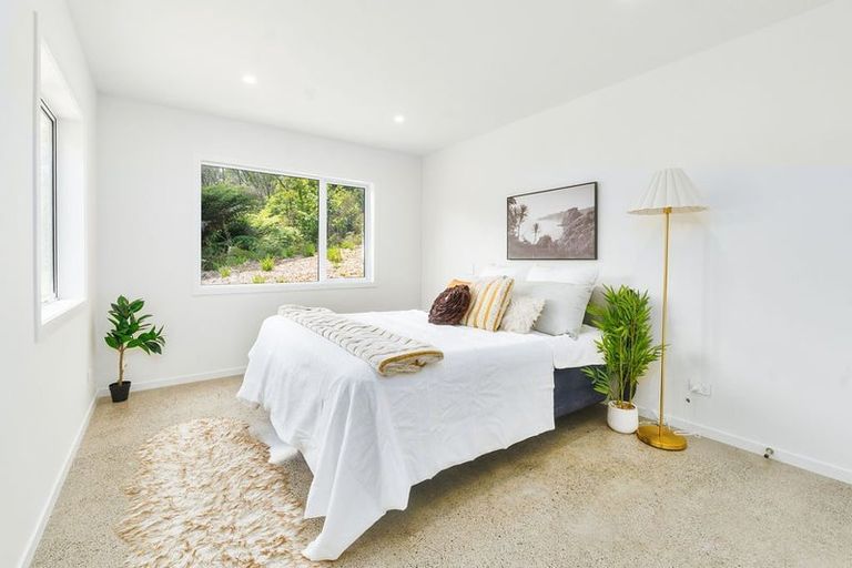 Photo of property in 166 Waimate Road North, Kerikeri, 0293