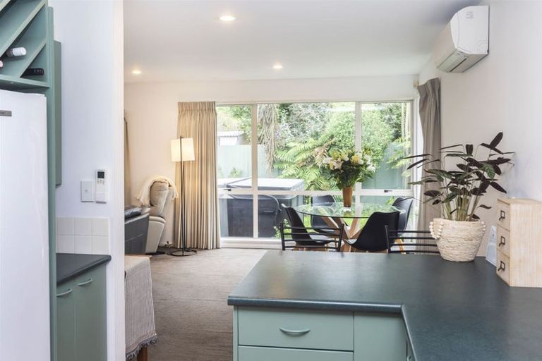 Photo of property in 1/92 Racecourse Road, Sockburn, Christchurch, 8042