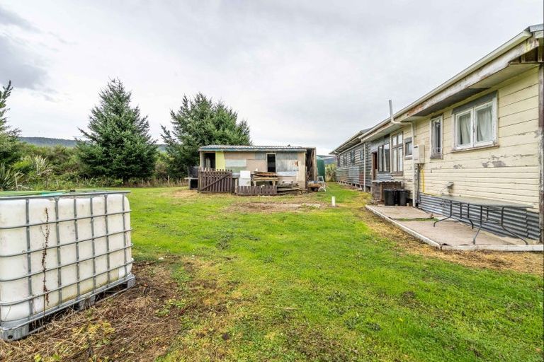 Photo of property in 882 Tahakopa Valley Road, Tahakopa, Owaka, 9586