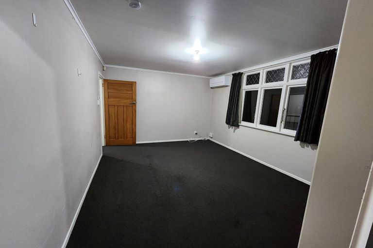 Photo of property in 8 Heretaunga Street, Petone, Lower Hutt, 5012