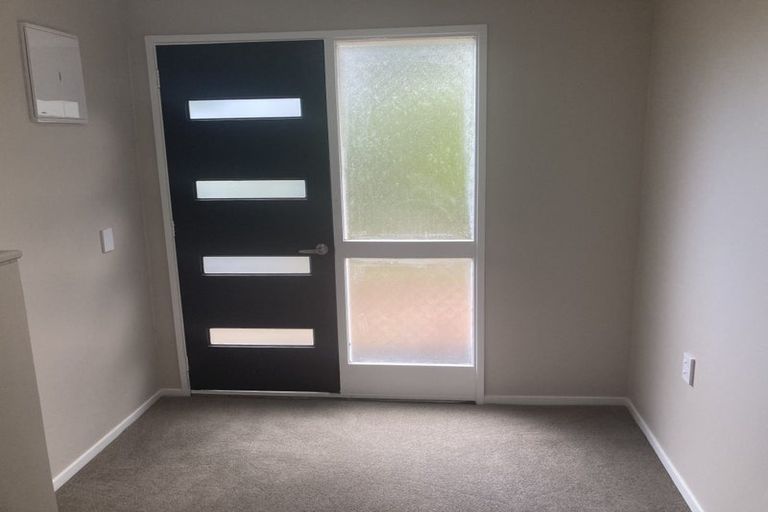 Photo of property in 38 August Street, Stokes Valley, Lower Hutt, 5019