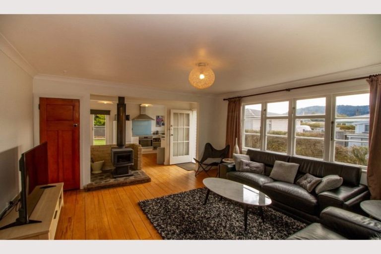 Photo of property in 37 Goldfinch Street, Ohakune, 4625