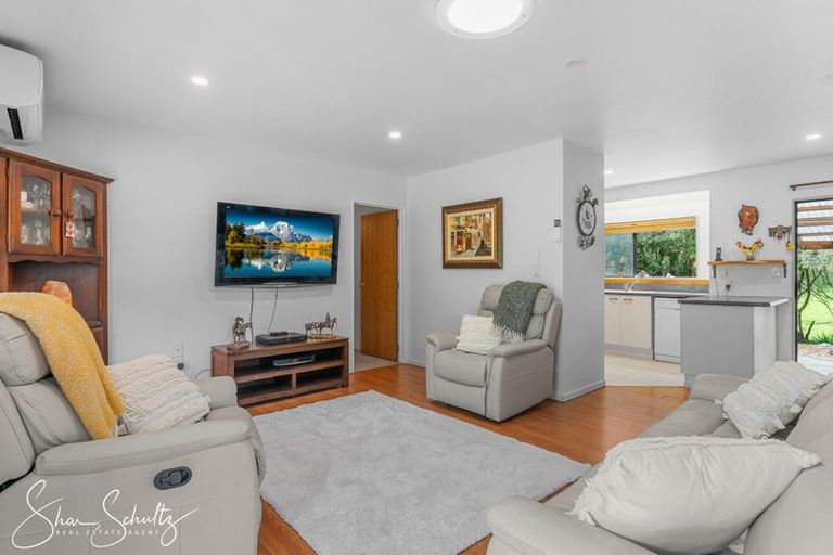 Photo of property in 9 Bickerstaffe Road, Maungaturoto, 0520