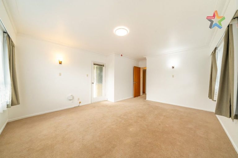 Photo of property in 244 Waiwhetu Road, Waterloo, Lower Hutt, 5011